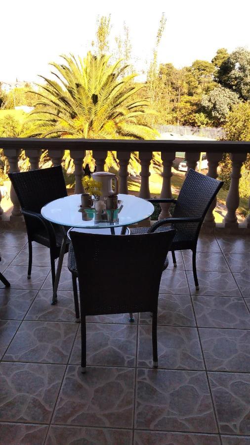 Atlantic Pearl Guest House Midrand Exteriör bild