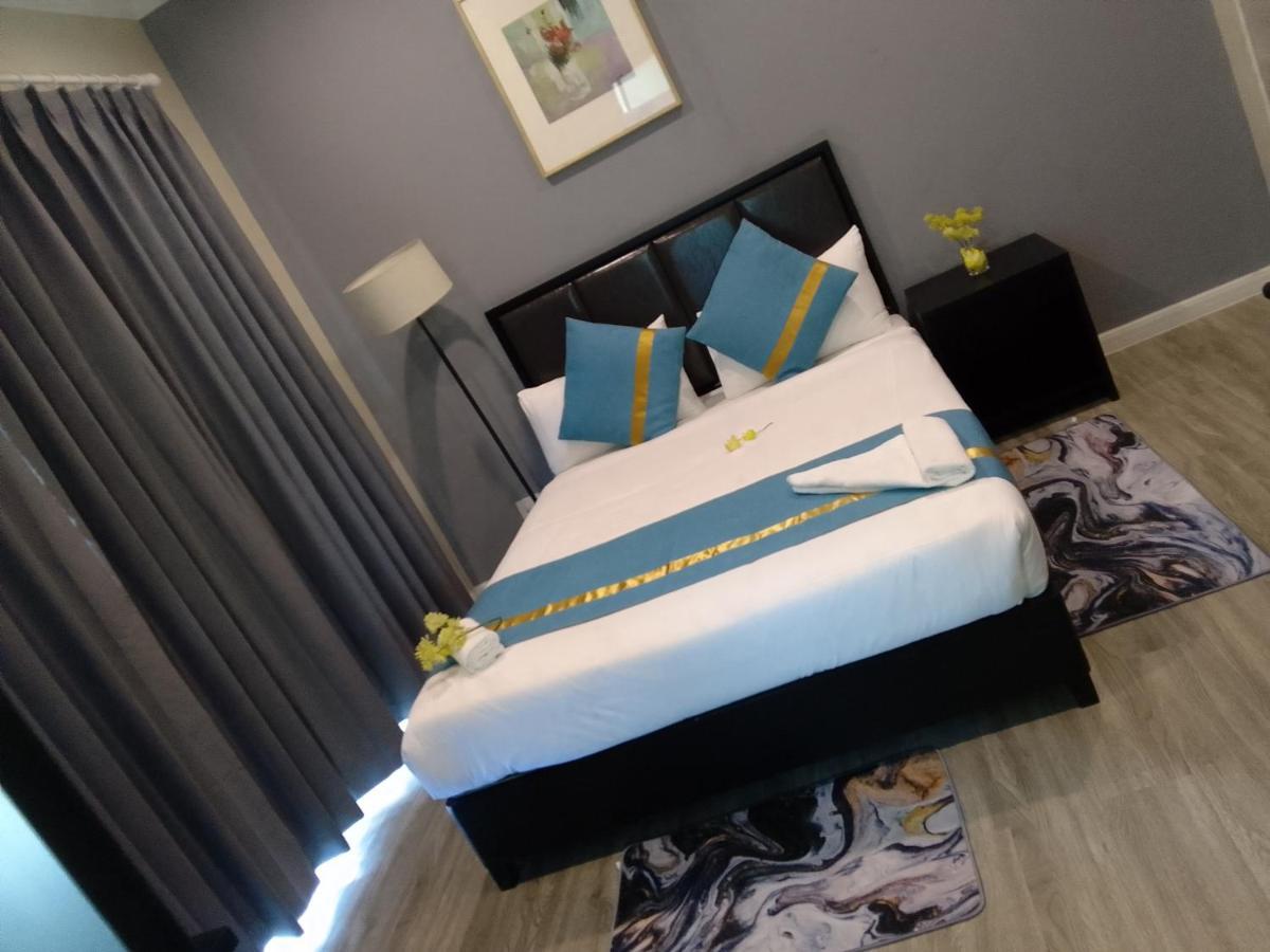 Atlantic Pearl Guest House Midrand Exteriör bild