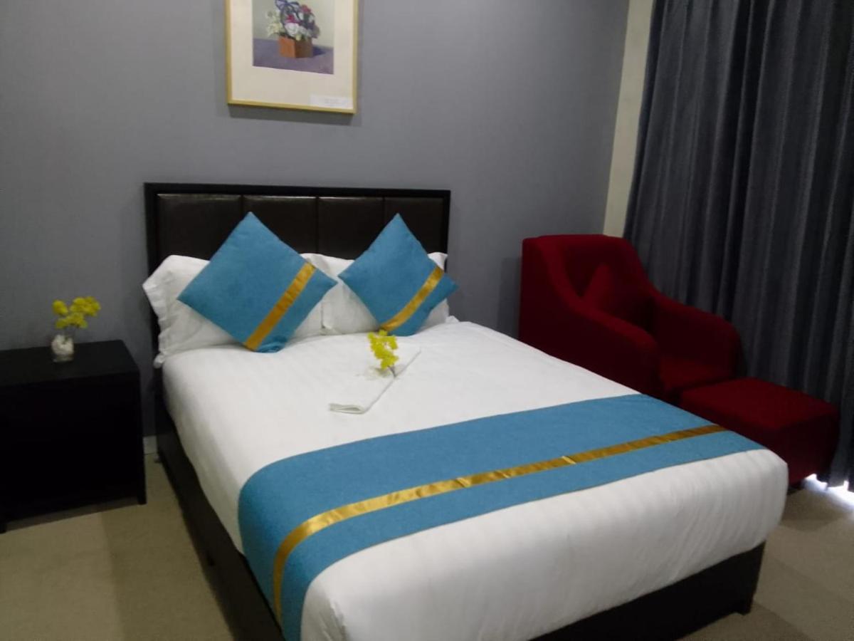 Atlantic Pearl Guest House Midrand Exteriör bild