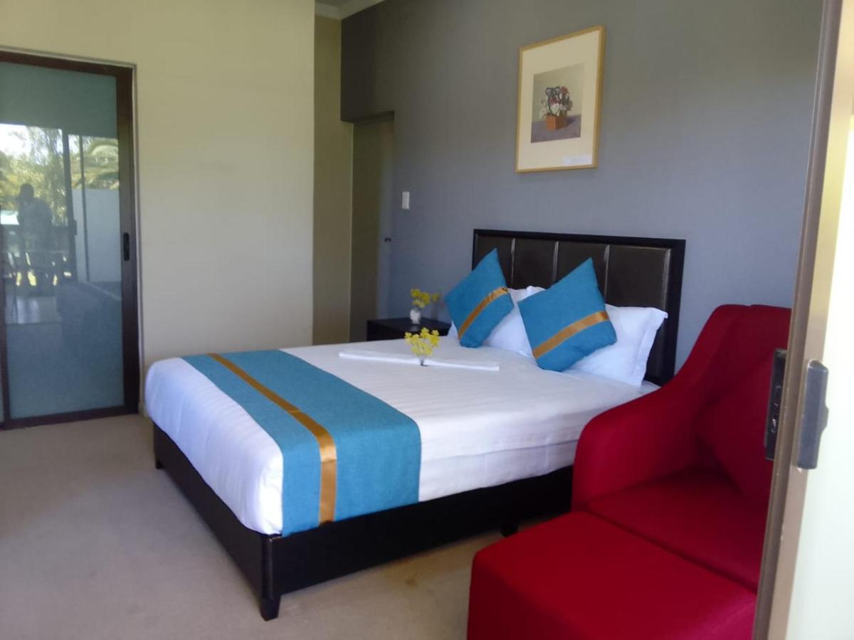Atlantic Pearl Guest House Midrand Exteriör bild